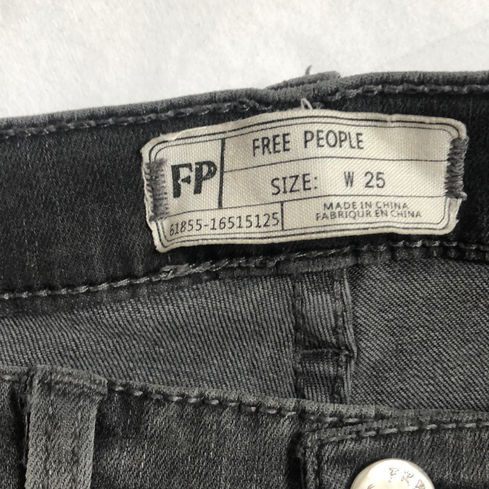 Free People - Picture 2 of 3